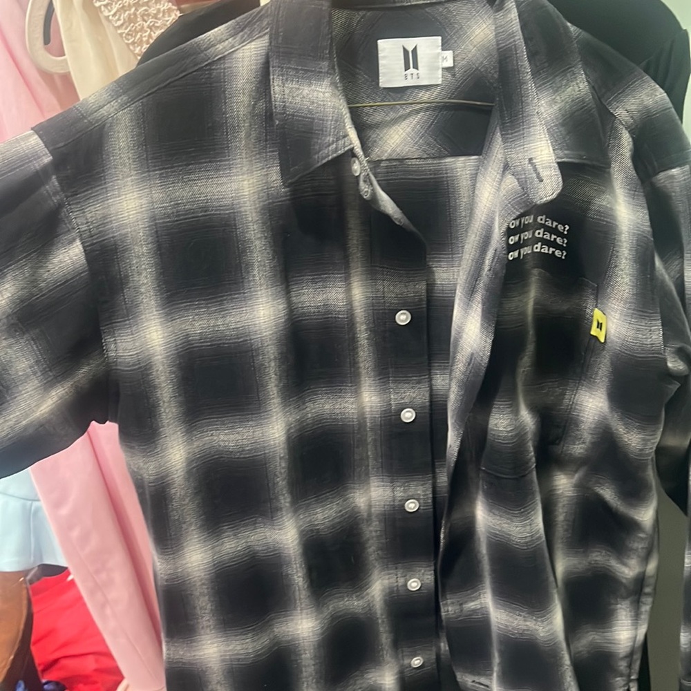 RARE BTS mic drop flannel merchandise ✨🎤🎶